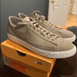 Nike shoes- Blazer Low(size 8.5)